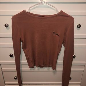 “promise” long sleeve crop top